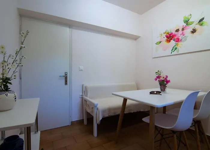 Natsios Thanasakis Apartament *