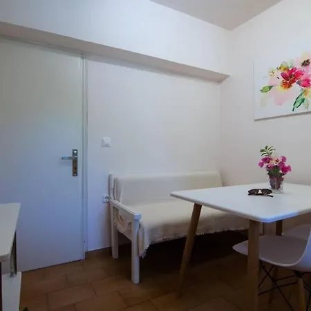 Natsios Thanasakis Appartement *